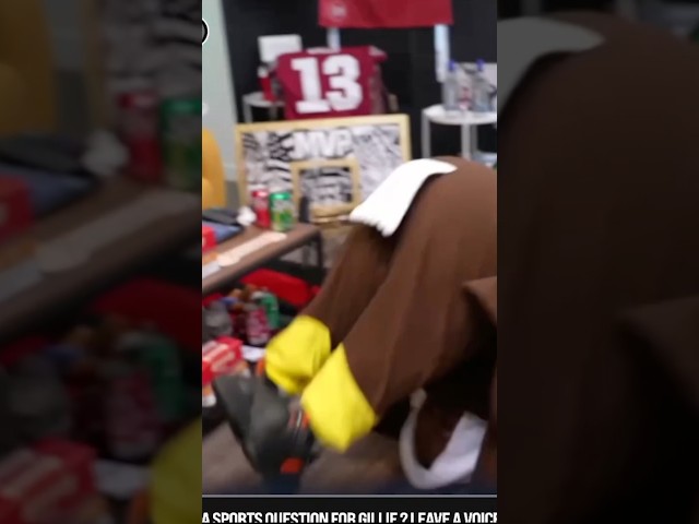 Jojo Does A Front Flip On Gillie’s Live Stream